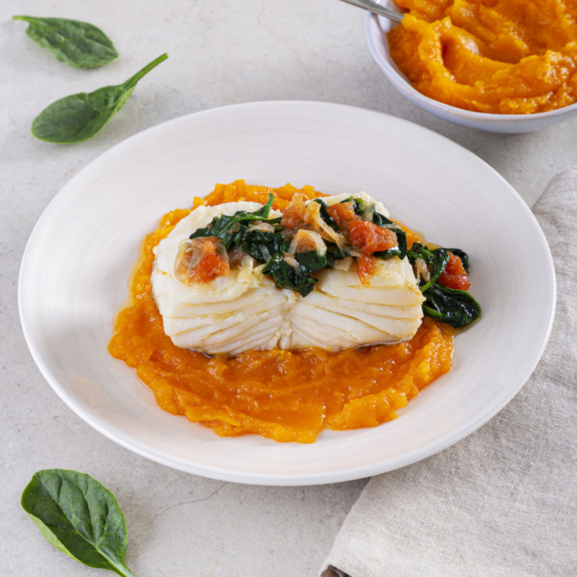 Receita: Bacalhau no Forno com Batata-Doce e Espinafres